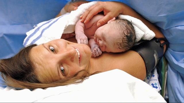 КОГДА ЖДАТЬ РОДЫ | Когда начнутся роды если воды уже отошли смотреть онлайн