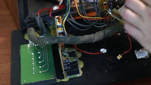 Genius SW HF 5000 (Ремонт) смотреть онлайн