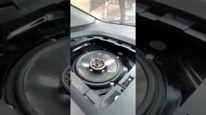 JBL Club 6520