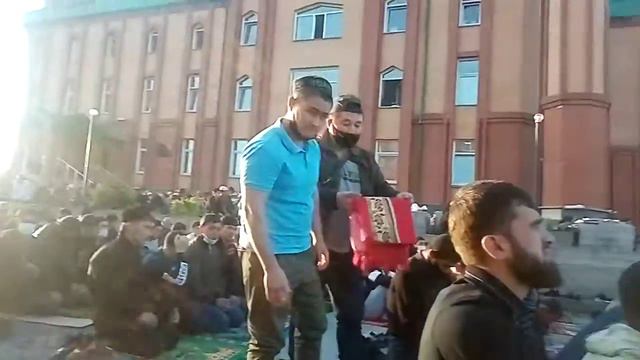 Намози Иди курбон дар масчиди ашан Новосибирск смотреть онлайн