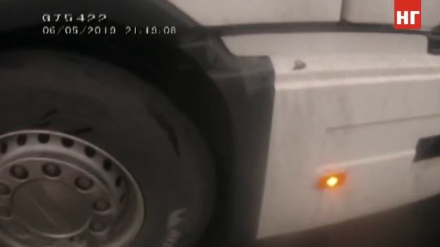 Полицейская погоня за фурой. Видео с полицейского жетона смотреть онлайн
