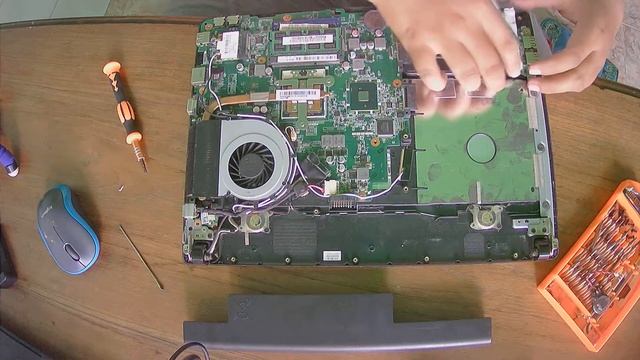 Acer Aspire 4739 Total Upgrade | 4 Gb Ram, 320 Gb Hdd to 8 Gb Ram, 120 Gb SSD | Optimasi n Upgrade смотреть онлайн