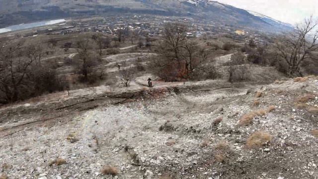 AVANTIS 300PRO, ZUUM K8 300NC(2ШТ), KTM EXC 200 смотреть онлайн