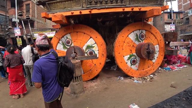 #3 Чем удивляет Катманду: СТУПА BOUDHA, королевская площадь PATAN DURBAR SQUARE, ЗОЛОТОЙ ХРАМ смотреть онлайн