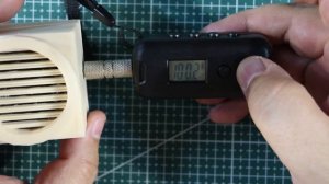 Цифровой карманный FM стерео радиоприемник с дисплеем и выходом на наушники