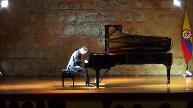 S. Rachmaninov: "Momento Musical No. 3", Op. 16 | Simon Vlasov, piano смотреть онлайн