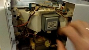 Искрит микроволновка. Быстрый и дешёвый ремонт