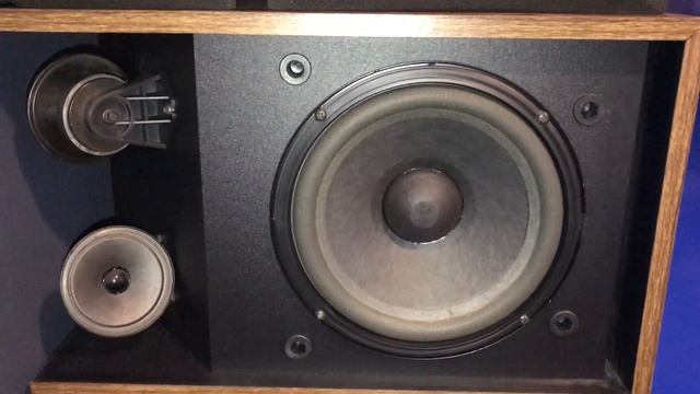 Bose 301 Series iii (Left speaker only) смотреть онлайн