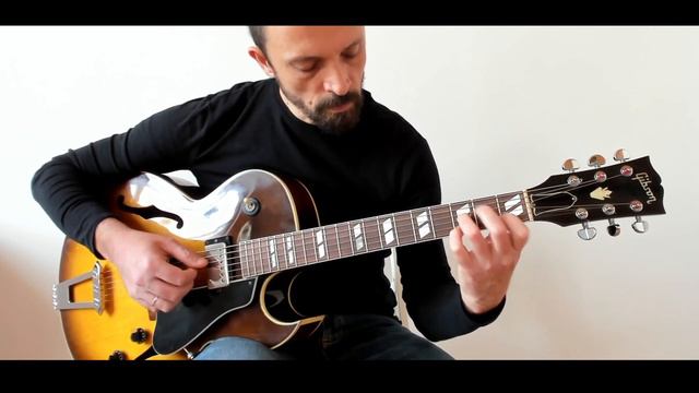 Chord Melody - F Lydian Jazz Guitar Chordal Etude #2 смотреть онлайн