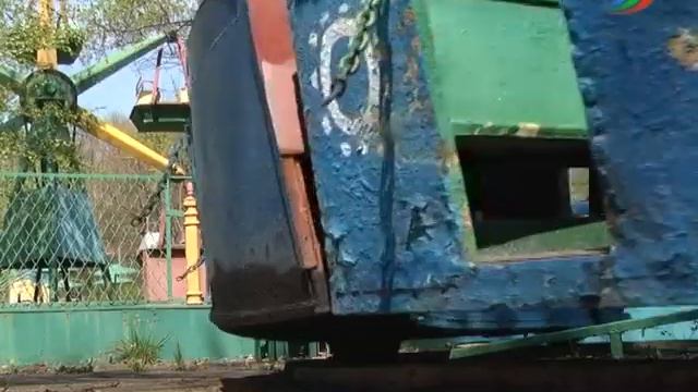 Городской парк готовится к открытию очередного сезона. смотреть онлайн