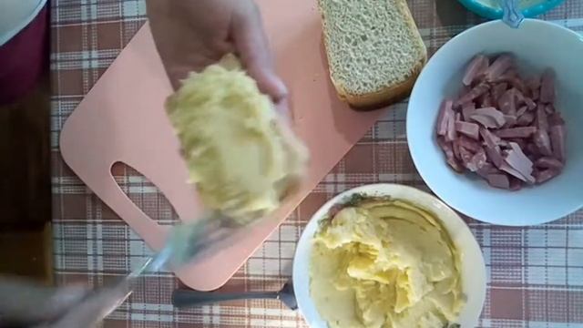 Ленивчики или бутерброды с картофельным пюре. смотреть онлайн