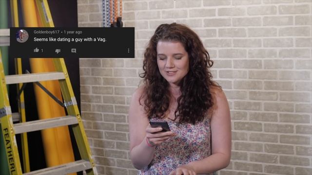 "You Know You're Dating" Actors React to Your Comments (1/2) смотреть онлайн