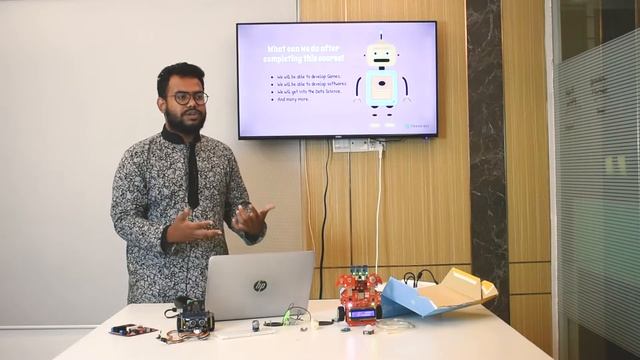 Level - 4: Python Programming & Data Science Course Outline смотреть онлайн