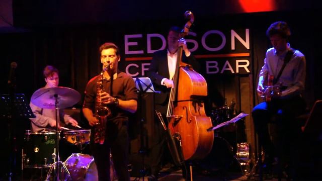 Igor Senderov. Body And Soul смотреть онлайн