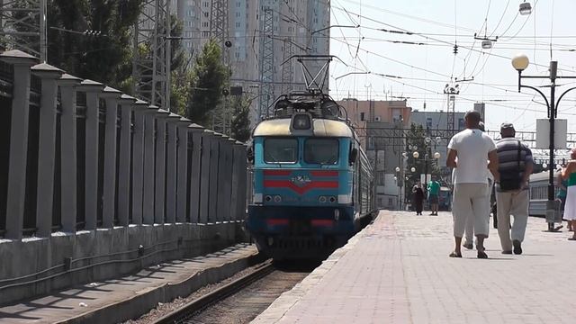 Прибытие поезда №642 Кишинёв — Одесса на ст. Одесса-Главная смотреть онлайн