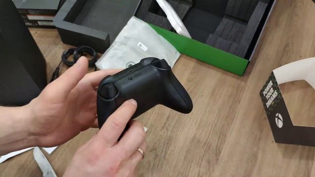 Xbox Series X and Elite Series 2 unboxing смотреть онлайн