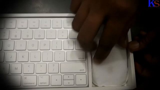 Apple iMac 21'' Unboxing смотреть онлайн