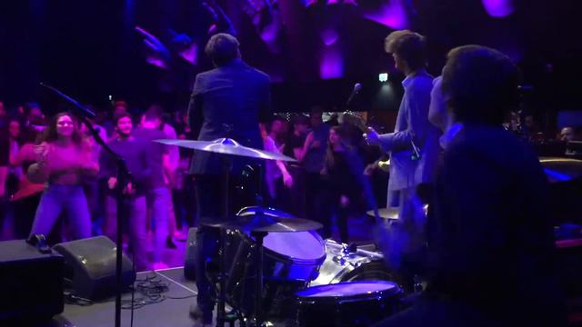 Queen's Pleasure - Pi (3,14) AFAS Live смотреть онлайн
