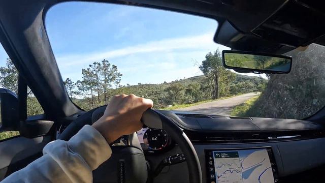 What It's Like To Drive The New Range Rover Sport SV (POV) смотреть онлайн