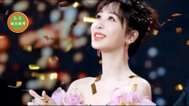 杨紫盛装亮相GQ盛典粉丝情绪高涨 ，智族GQMOTY年度人物盛典 смотреть онлайн