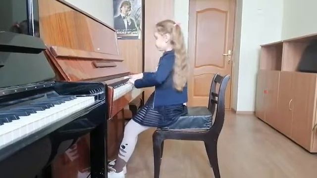 Малышева Арина Александровна, 8 лет. Инструментальное исполнительство. смотреть онлайн