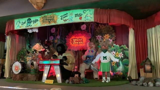 My trip to Billy Bob's Wonderland with behind the scenes pictures! смотреть онлайн