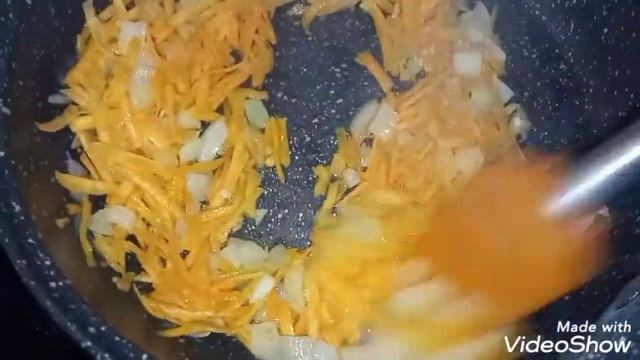 СЫРНЫЙ СУП С КУРИЦЕЙ И ПЛАВЛЕННЫМ СЫРОМ И РИСОМ смотреть онлайн