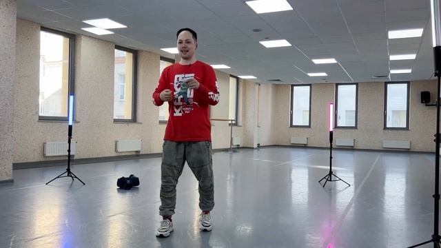 Тонкости техники иллюзорных стилей танца на примере смотреть онлайн
