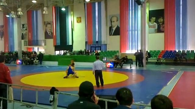 СИЛЬНЕЙШИЙ ПРОГИБ!!! МОХЬАДИ НА РЕСПУБЛИКЕ смотреть онлайн