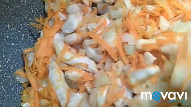 Вкусная идея! Бефстроганов из куриной грудки, в томатном соусе со сметаной :) смотреть онлайн