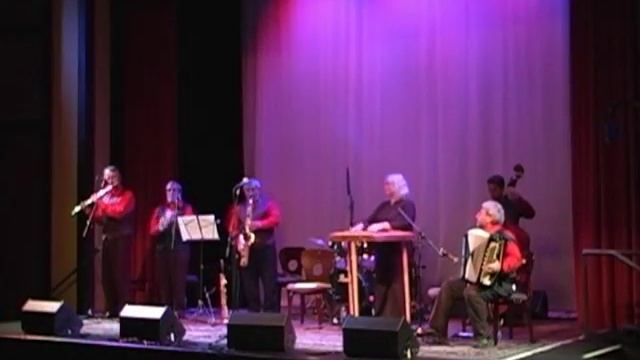 Clarinet Polka смотреть онлайн