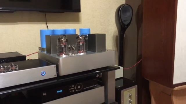 Усилитель Tango, ЦАП на TDA1541, акустика AR-2a смотреть онлайн