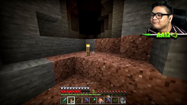 Mining Diamonds with a FORTUNE 32767 Pickaxe in Minecraft (Max Level Enchantments)