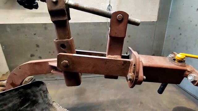 Плуг "сморгонский" с прицепным к мотоблоку МТЗ. Устранение люфтов-2021.05 смотреть онлайн