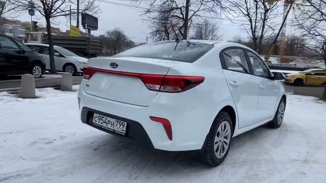 Киа Рио 19г 1.6 автомат +7(929)521-0000