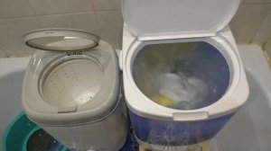 Стирка, полоскание и отжим белья  с помощью стиральной машины Принцесса  и центрифуги Optima