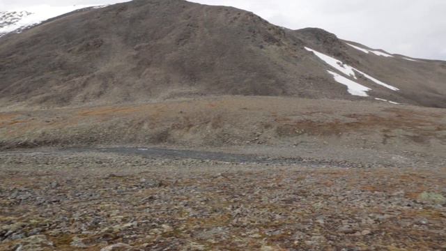 Верховья р. Бол. Лохорта на выходе из хр. Хордъюз смотреть онлайн