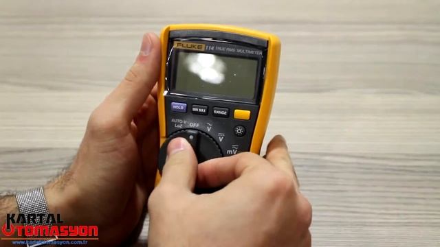 Fluke 114 True RMS Multimetre смотреть онлайн