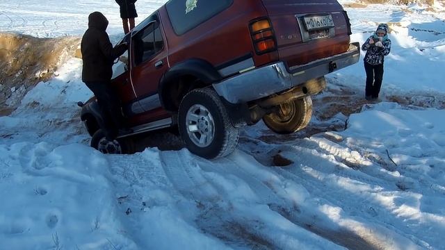 ЖЕСТЬ, СПОР! Toyota Carib против UAZ Patriot, Land Cruiser Prado, Surf, Lada 4x4 Bronto. OffRoad