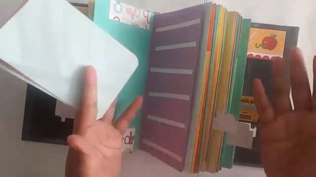 Pocketbook # 1 - Teacher Retirement Keepsake смотреть онлайн