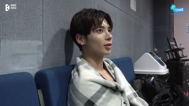 [T:TIME] TAEHYUN and His Chocolate Cornet - TXT (투모로우바이투게더) смотреть онлайн