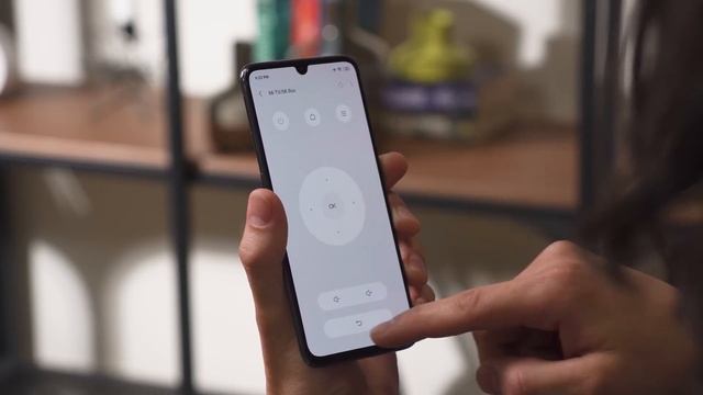 Обзор Топового Xiaomi Mi 9 - стоит ли брать в 2020 году? смотреть онлайн
