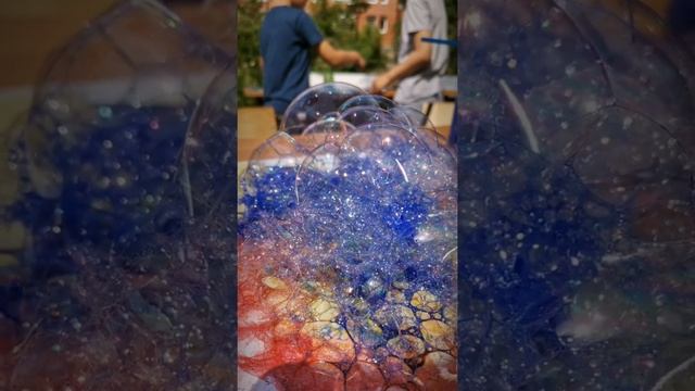 Рисуем мыльными пузырями смотреть онлайн