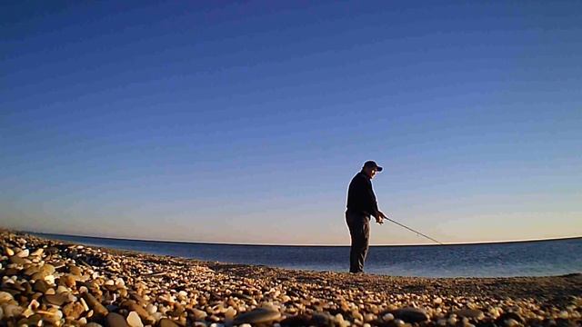 Каждый рыбак желает знать, где сидит САРГАН. Рокфишинг - Крым 2022. смотреть онлайн