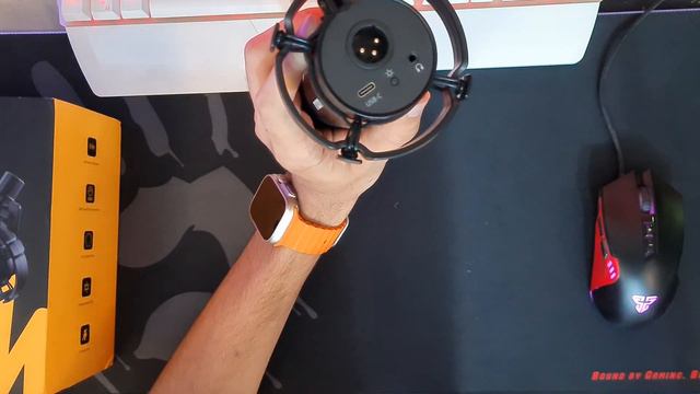 Maono PD200X Microphone Review | Maono USB/XLR Dynamic Mic Unboxing смотреть онлайн