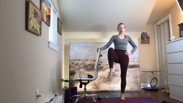 Йога класс 55 + (April 19,2022) смотреть онлайн