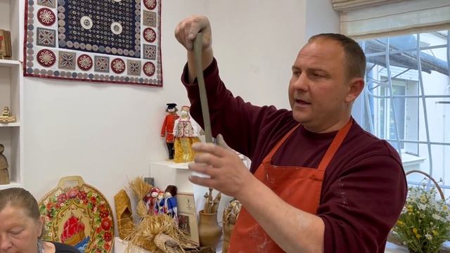 Проект "Эстафета добра и мастерства".Мастер-класс по изготовлению кружки из глины. смотреть онлайн