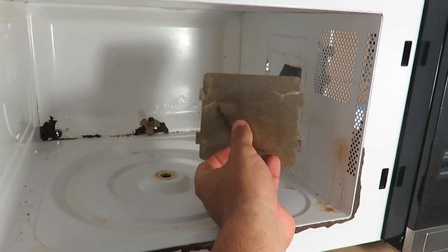 En mi Microondas salen chispas. Porque echa? SOLUCION ? смотреть онлайн