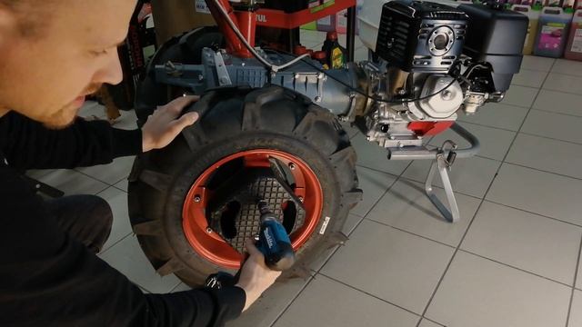 Ударный гайковерт Makita TW141D Обзор смотреть онлайн