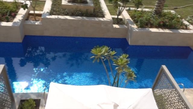 Берсик АРАБСКАЯ ЖЕНА! Строгие правила мечети Шейха Зайда | Отель Rixos, румтур | Абу-Даби, ОАЭ смотреть онлайн
